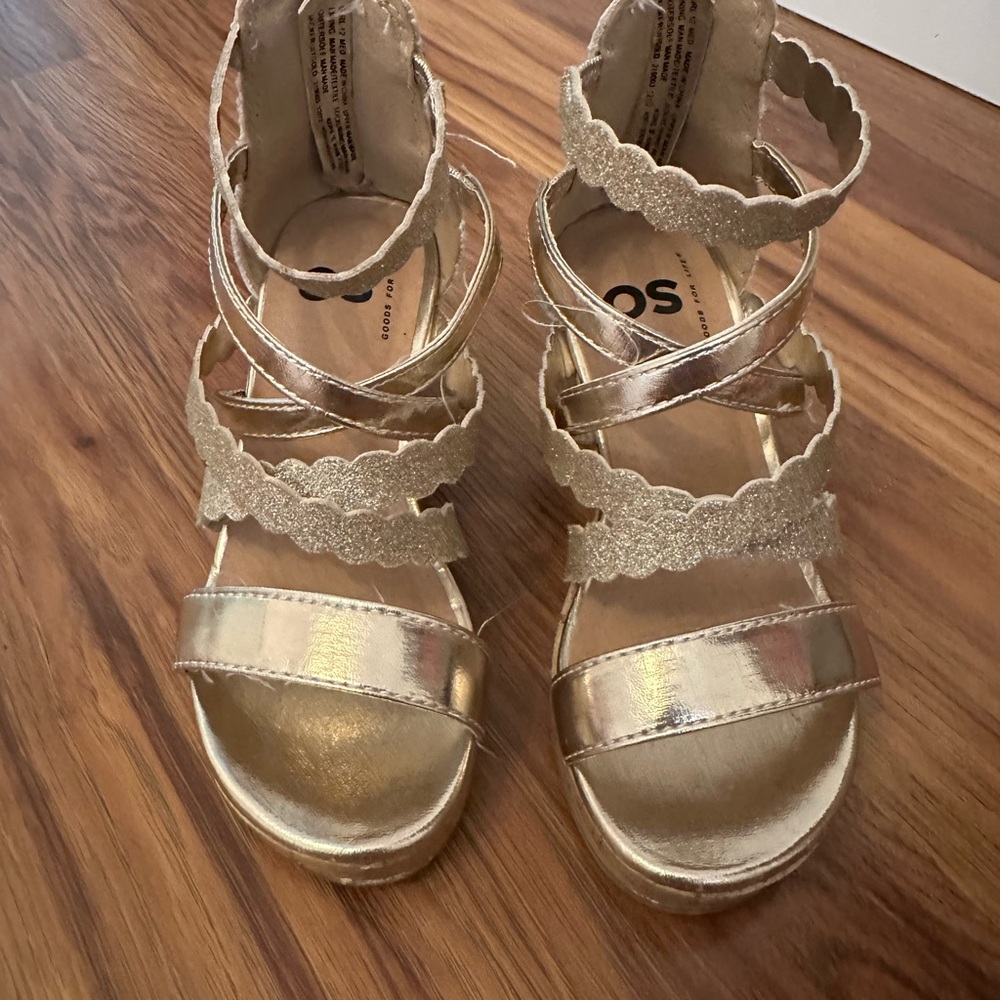 SO Shimmering Gold Kids Dress Sandals